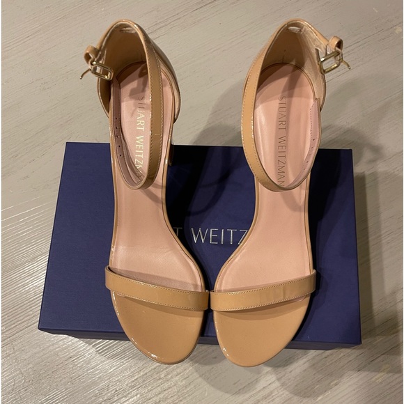 STUART WEITZMAN Aniline Nearly Nude Heeled Sandals. Size 9M - Picture 3 of 11